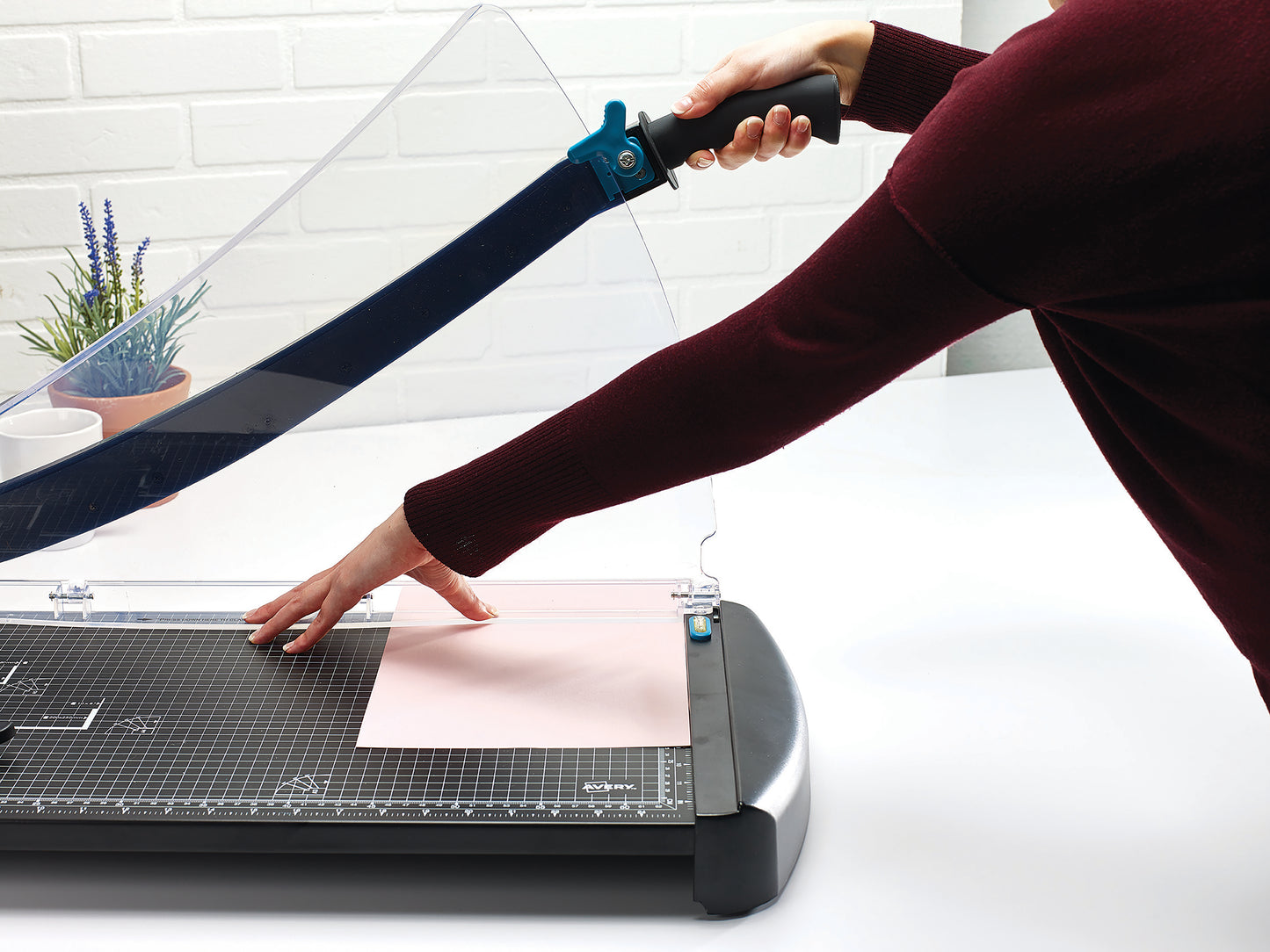 Avery A3 Precision Guillotine (460mm Cutting Length, 30 Sheet Capacity) PG460