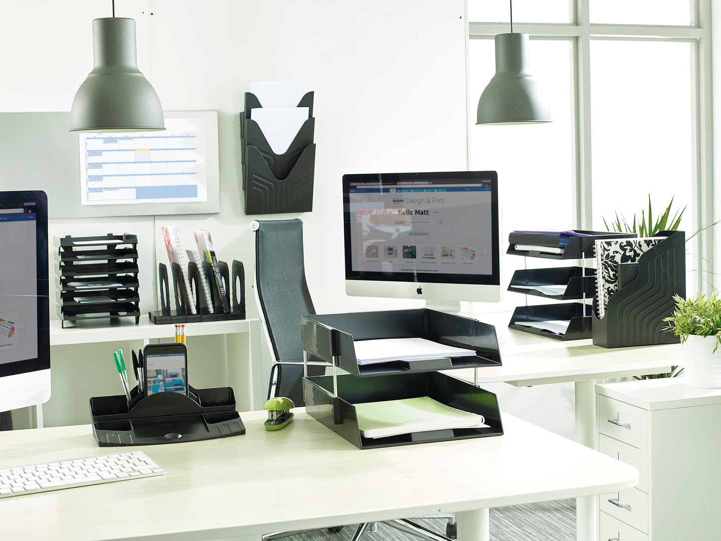 Avery Original A4 Wide Entry Letter Tray Black W44BLK