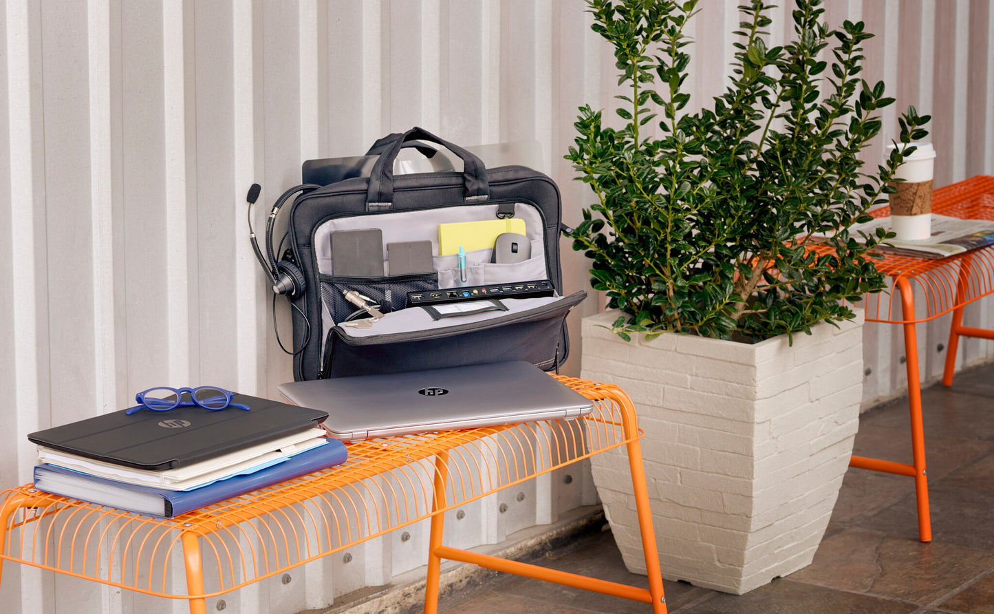 HP 3005pr USB3 Port Replicator