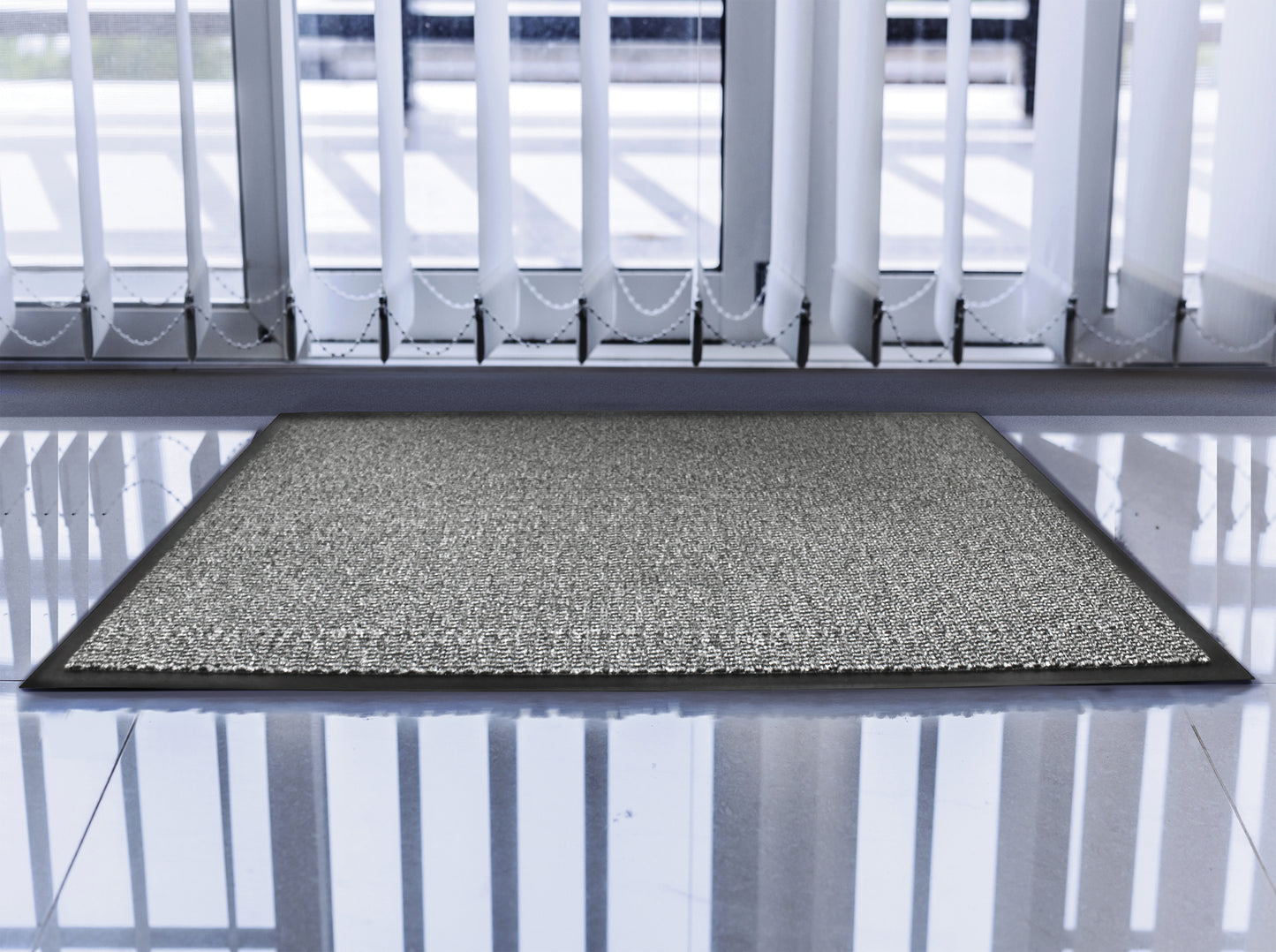 Doortex Dust Control Door Mat 600x900mm Black/White 46090DCBWV