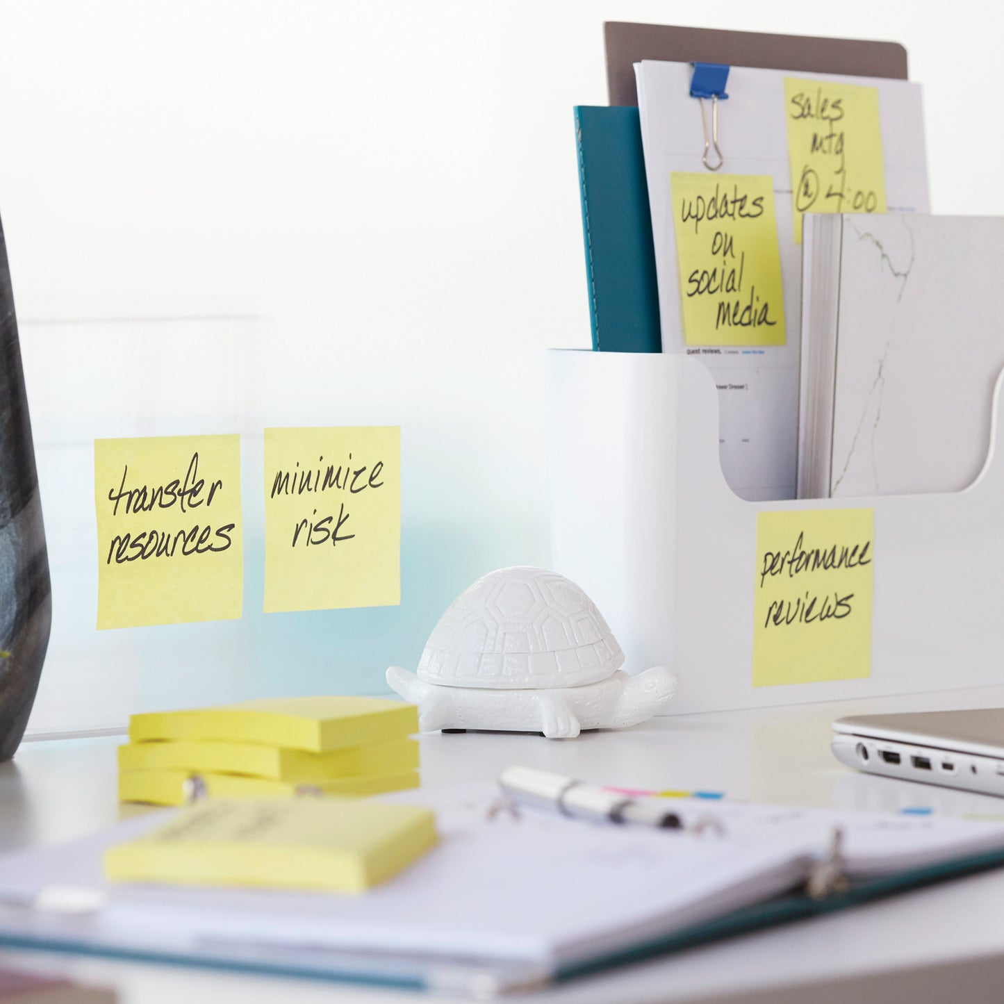 Post-it Super Sticky Notes 47.6x47.6 90 Sheets Canary Yellow 8+4 FREE (Pack of 12) 622-SSCY-P8+4