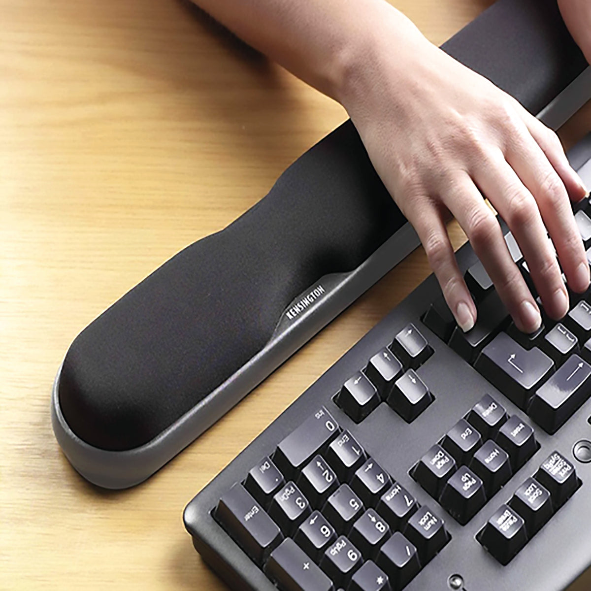 Kensington Height Adjustable Gel Keyboard Wrist Rest - Black