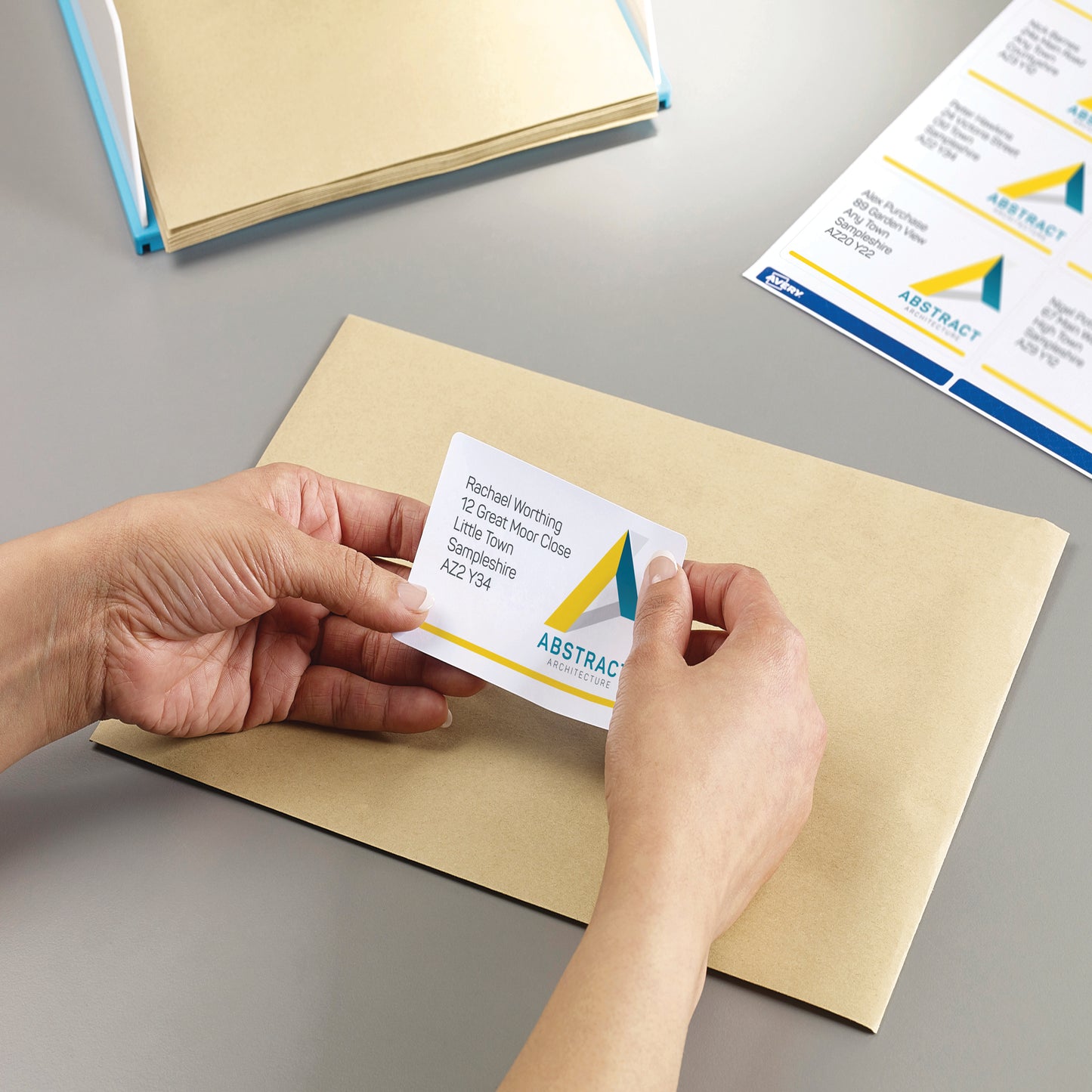 Avery Ultragrip Laser Labels 99.1x67.7mm White (Pack of 320) L7165-40