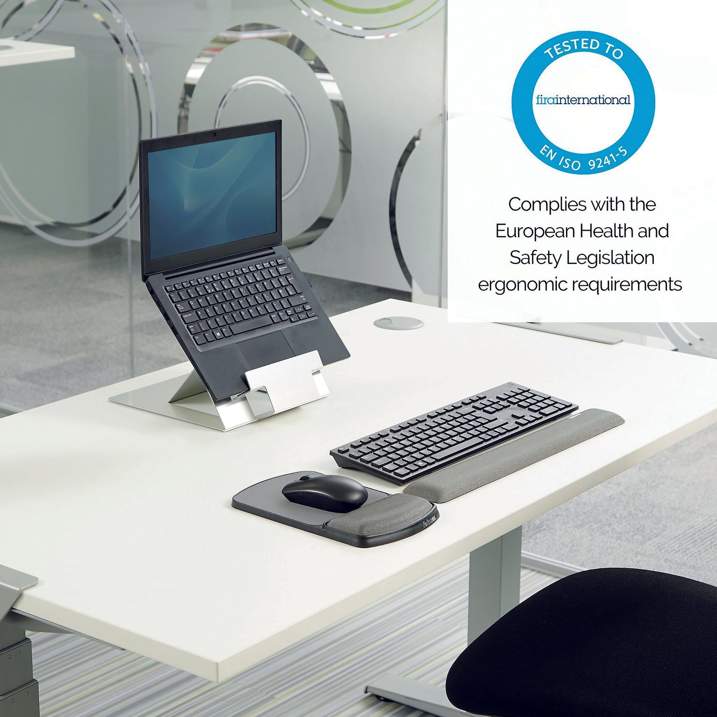 Fellowes Premium Gel Adjustable Mouse Pad/Wristrest Black 9374001