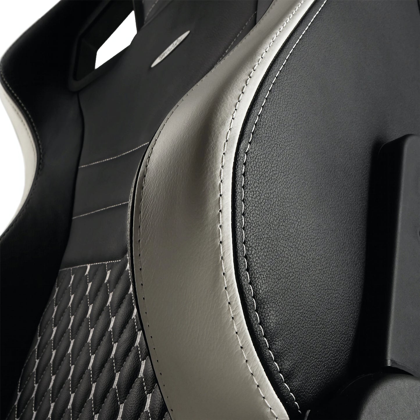 noblechairs EPIC Gaming Chair Real Leather Black/White/Red GC-008-NC
