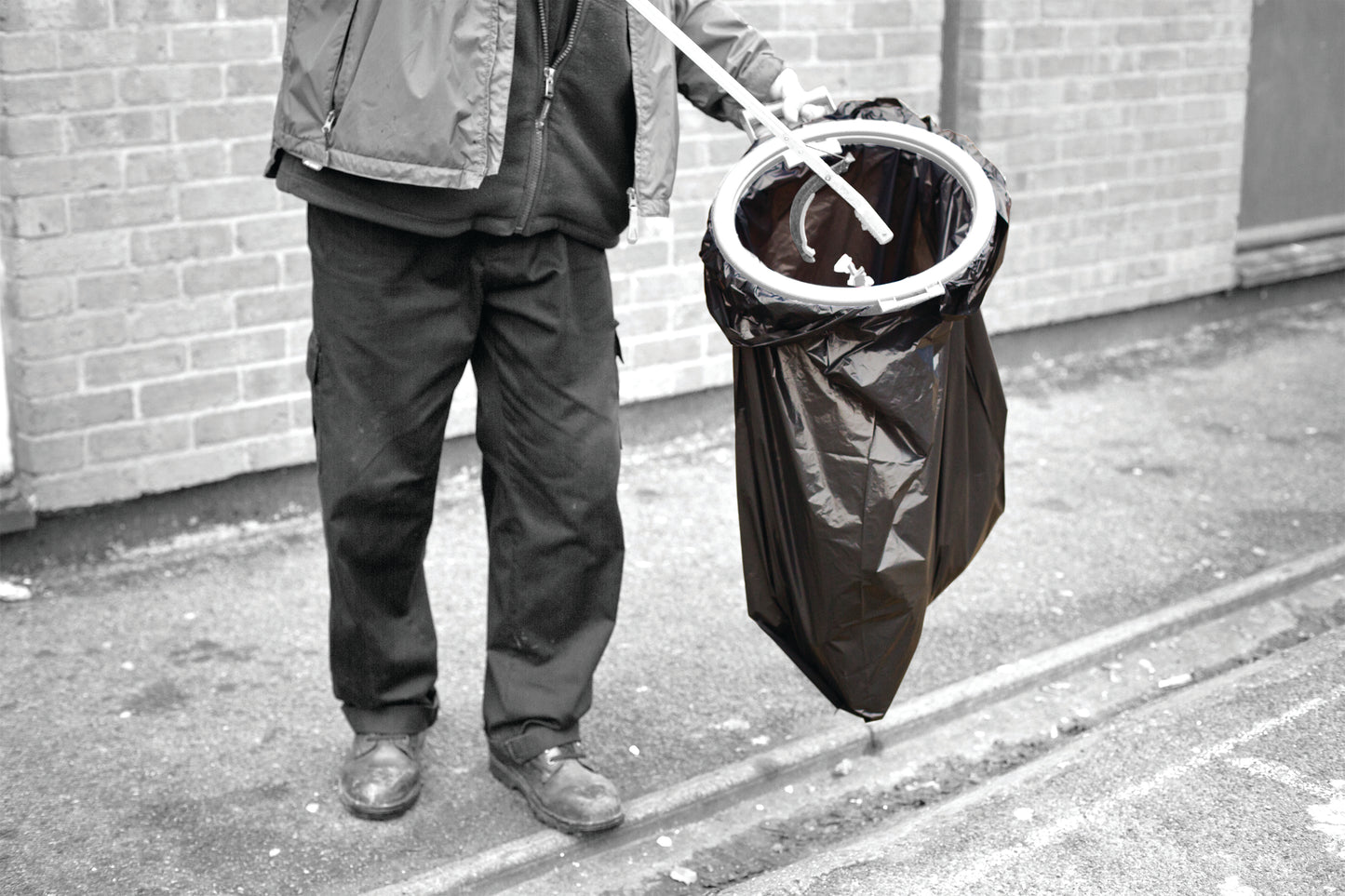 2Work Heavy Duty Refuse Sack Black (Pack of 200) KF73376