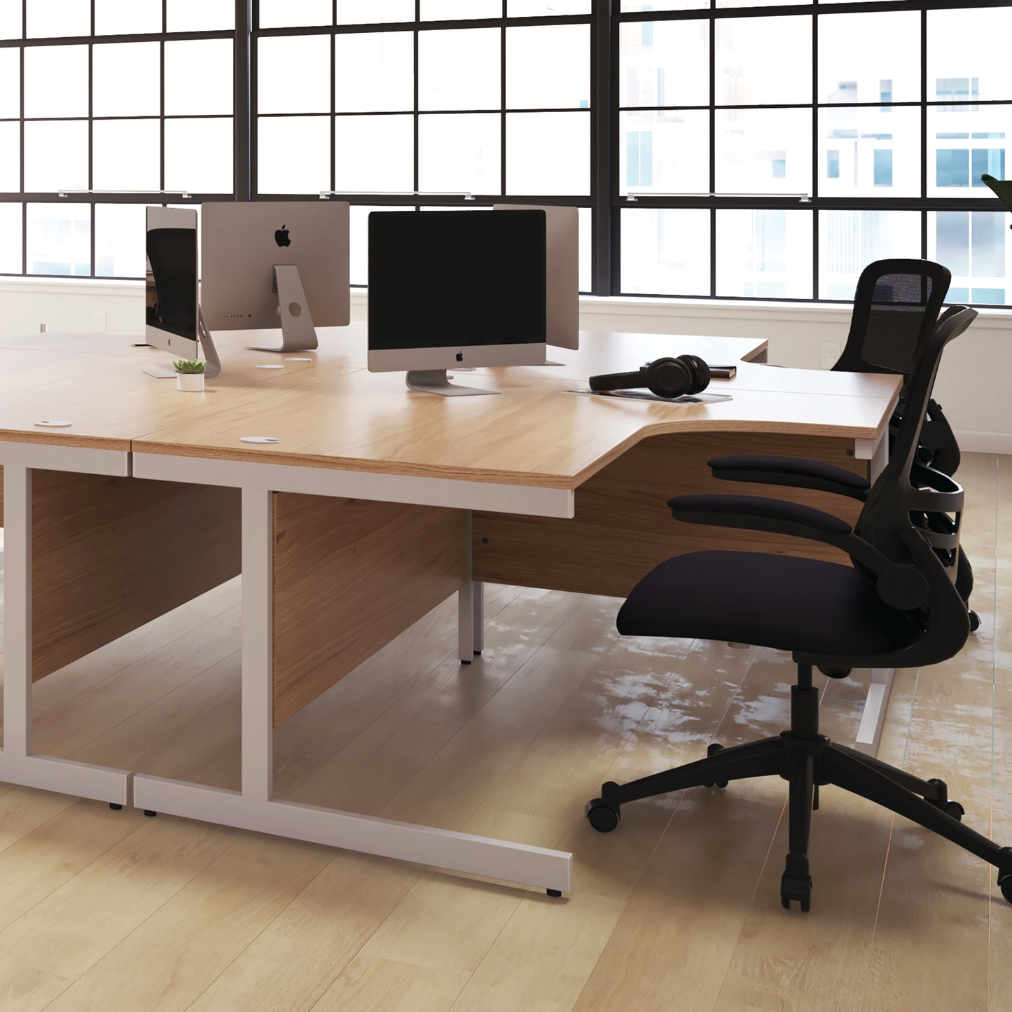 First Rectangular Cantilever Desk 1800x800x730mm White/White KF803546
