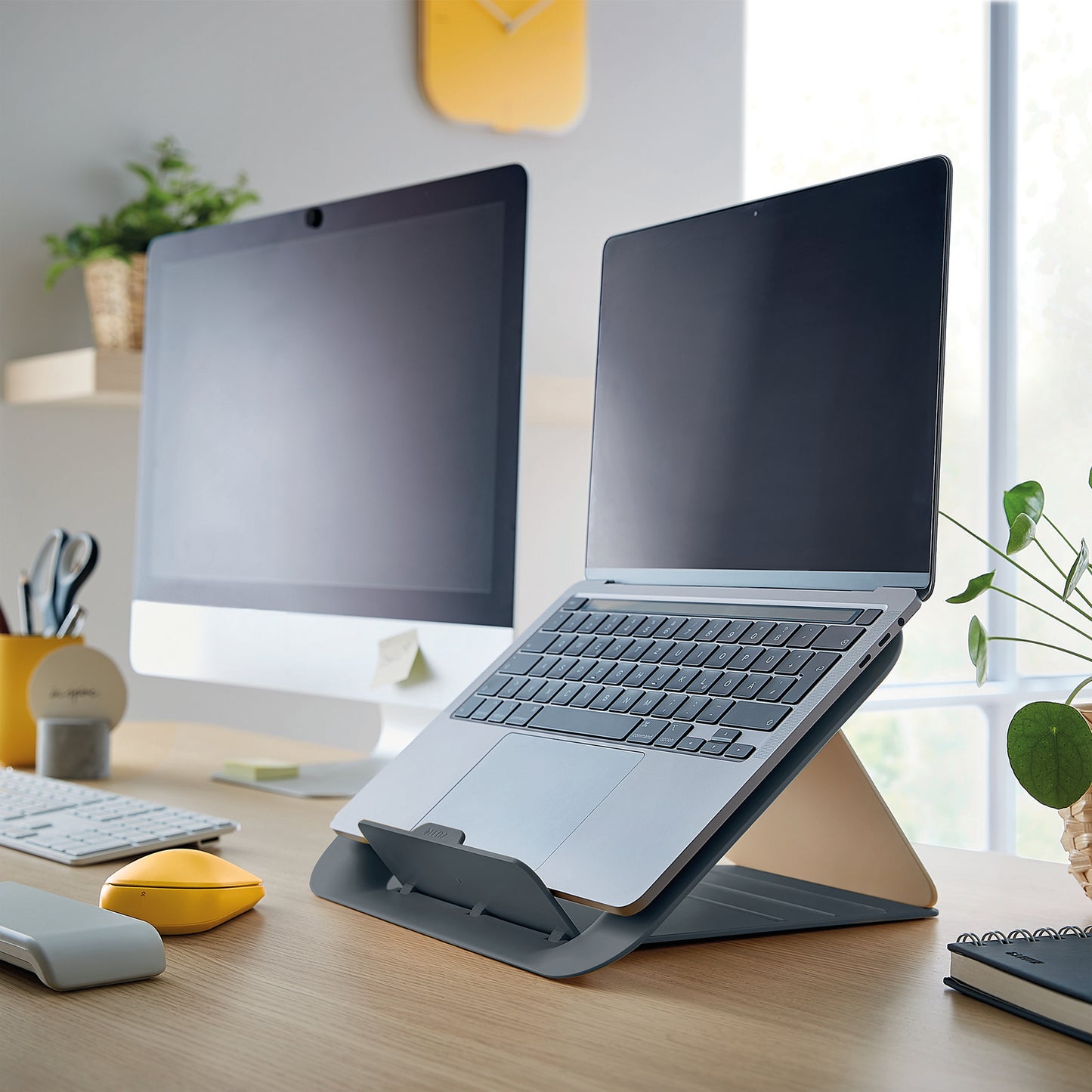 Leitz Ergo Cosy Adjustable Laptop Stand, 80% recycled plastic