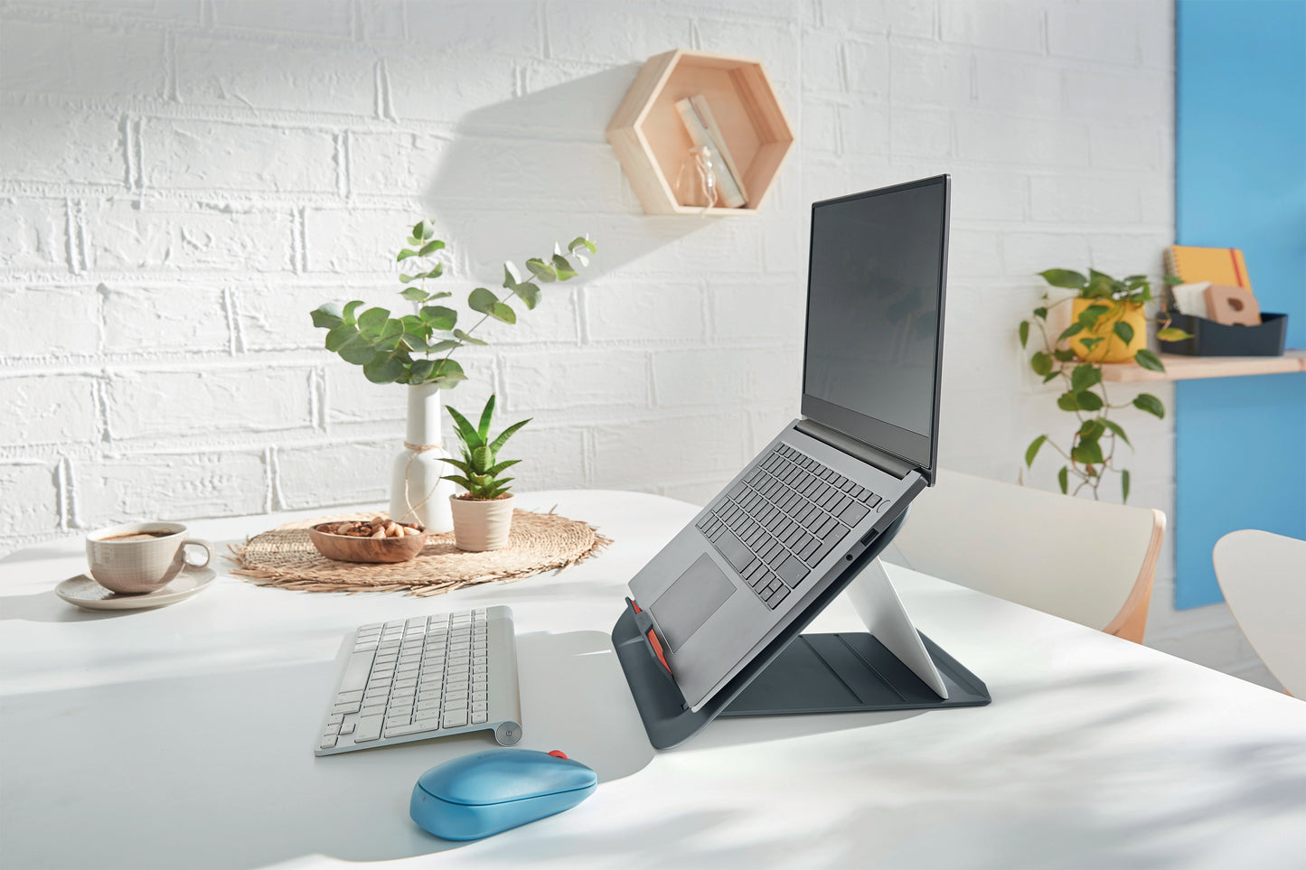 Leitz Ergo Cosy Adjustable Laptop Stand, 80% recycled plastic