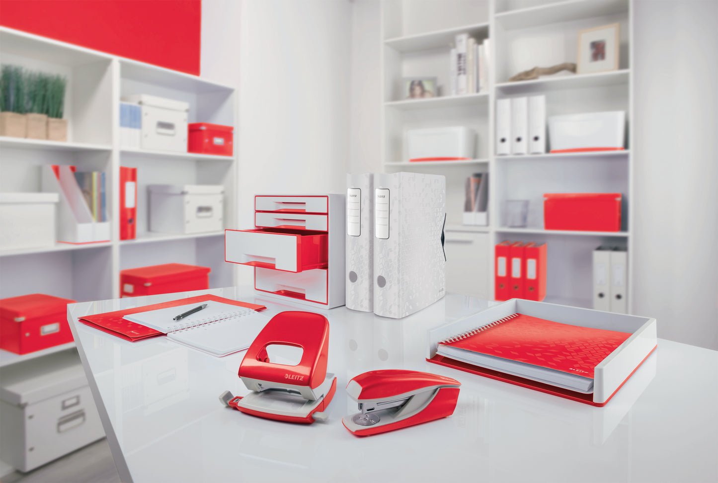 Leitz WOW NeXXt Stapler 30 Sheets Red 55021026