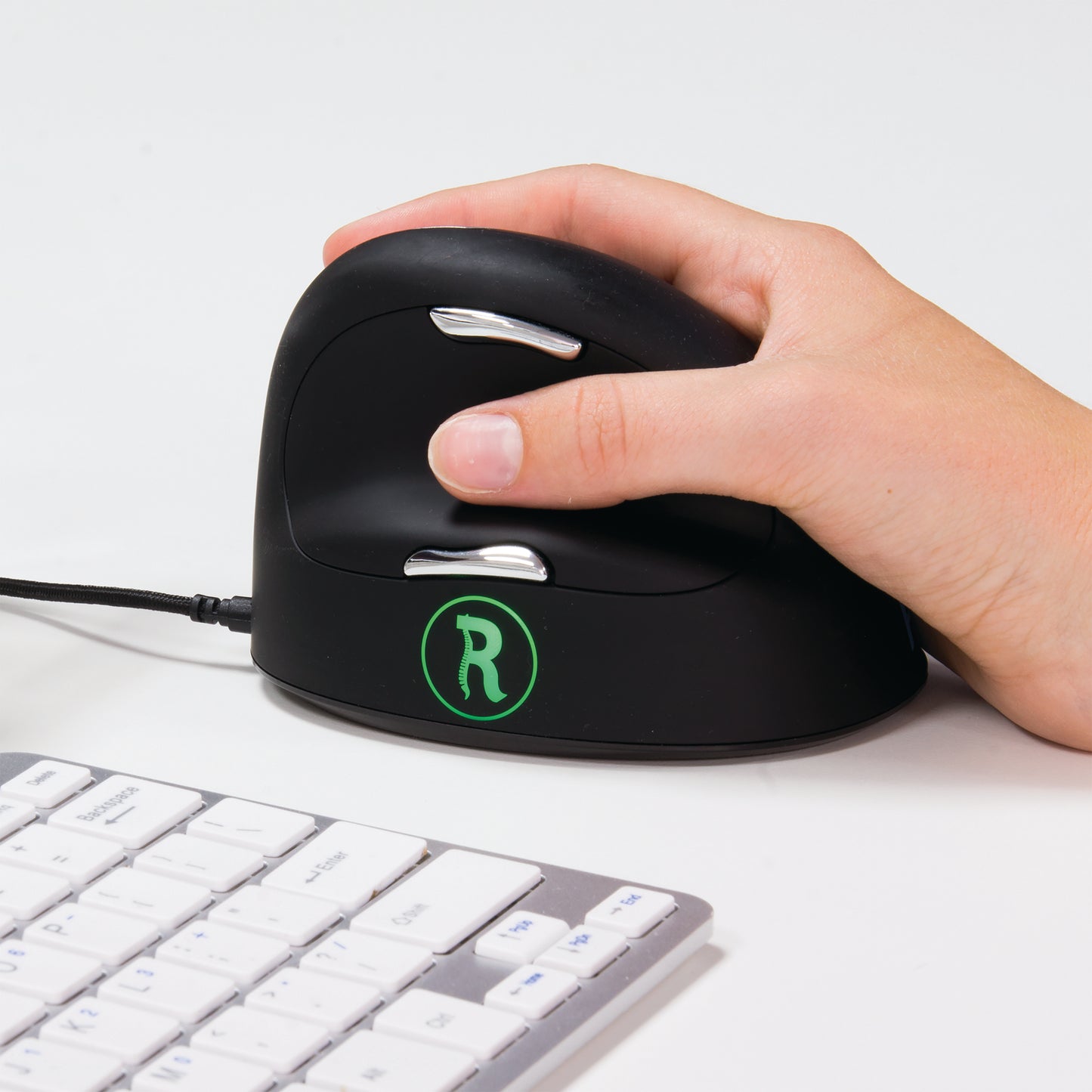 R-GO HE Break Ergonomic Vertical Wired Mouse Large Right Hand RGOBRHEMLR