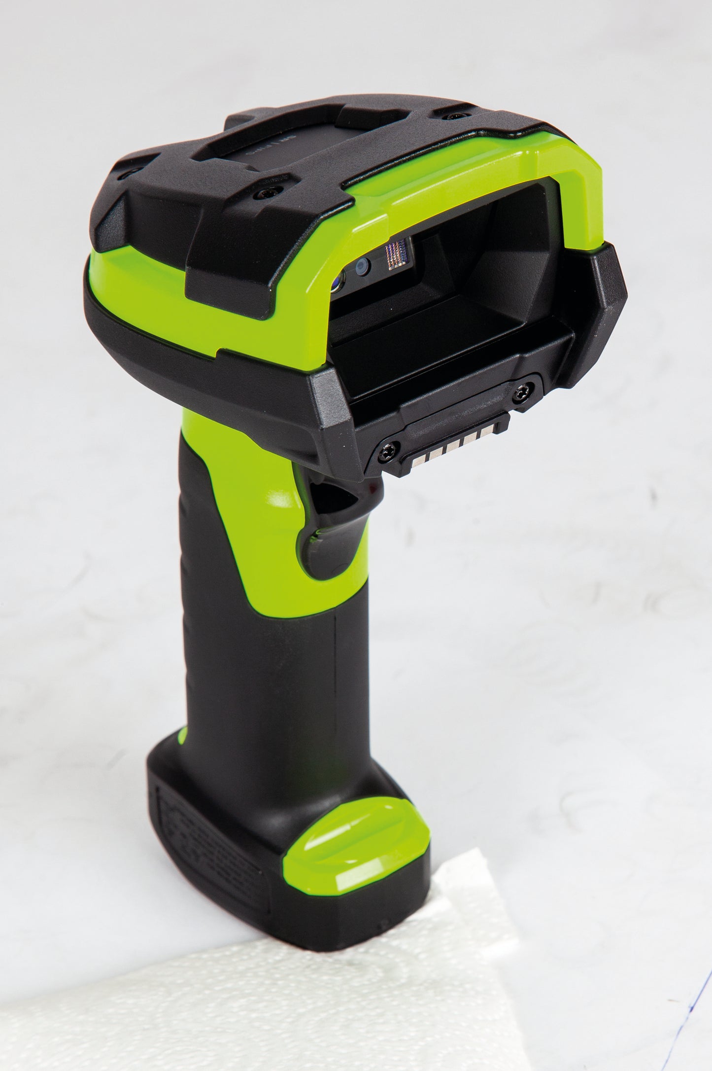 Zebra DS3608-ER 2D ER Handheld Scanner Multi-Interface Black/Green DS3608ER20003VZW
